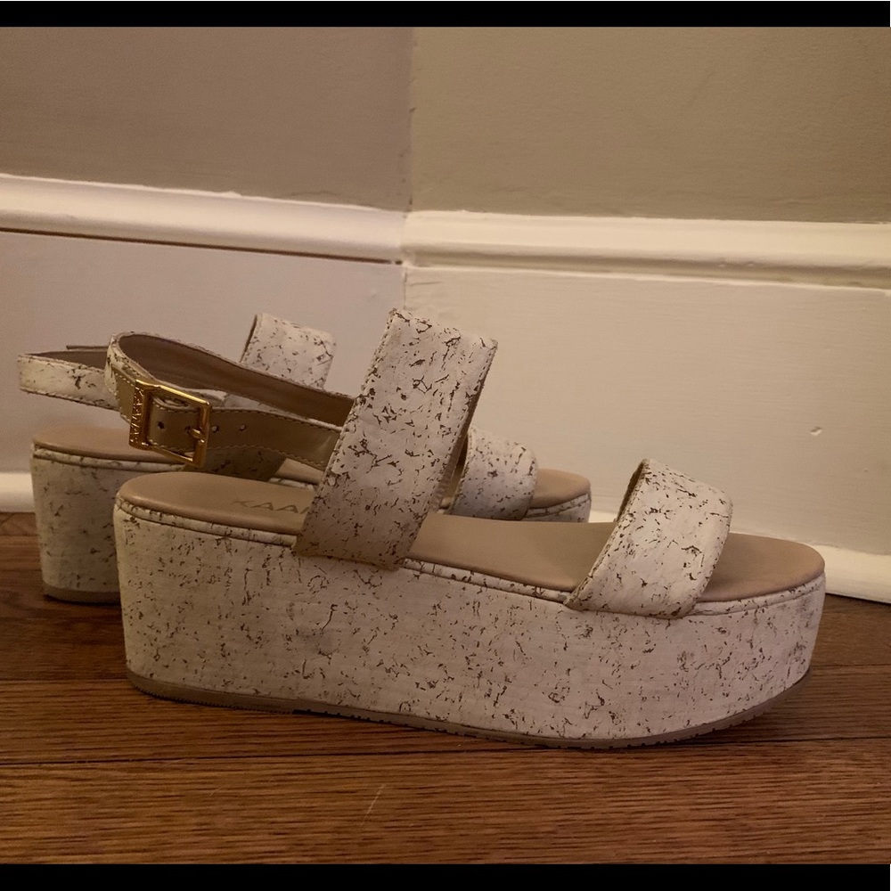 Kaanas Goa platform sandals - Picture 2 of 3